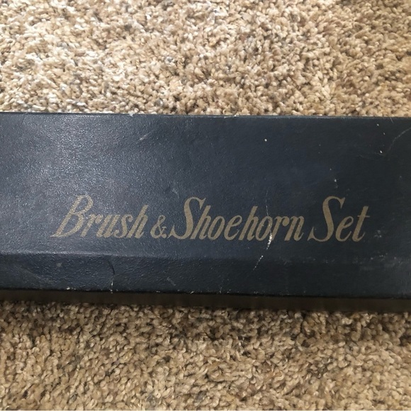 Brush and shoehorn set /horses on top /Unique, in original box, plastic - Picture 6 of 6